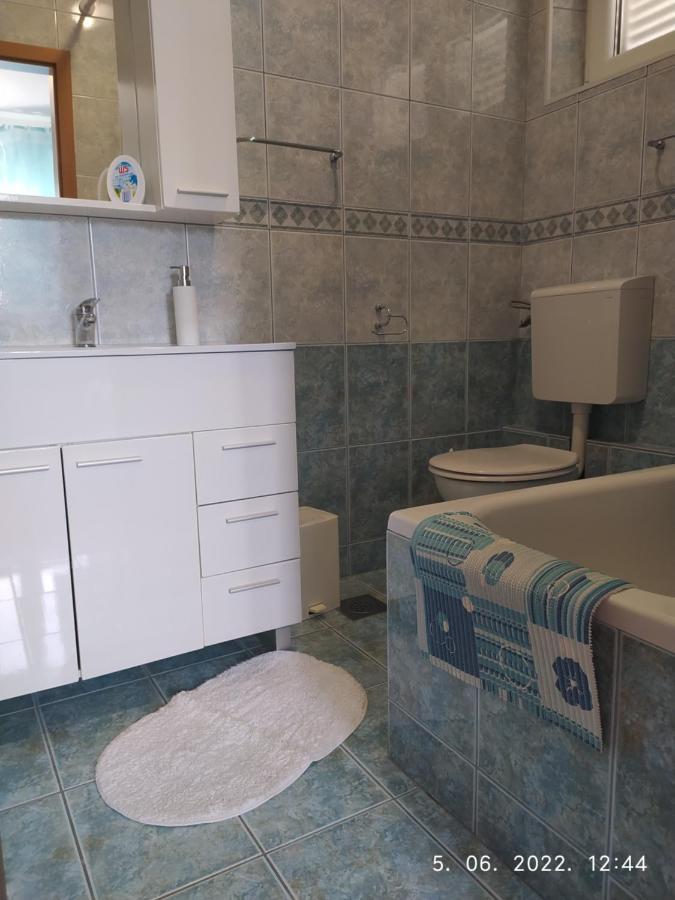 Apartment Sara Novi Vinodolski Bagian luar foto