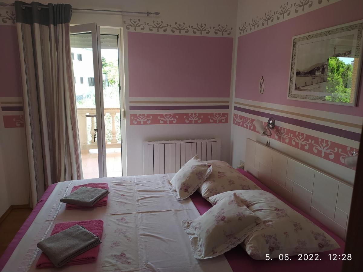 Apartment Sara Novi Vinodolski Bagian luar foto