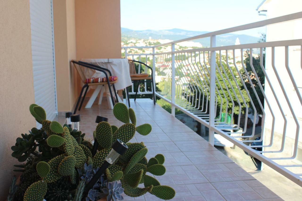 Apartment Sara Novi Vinodolski Bagian luar foto